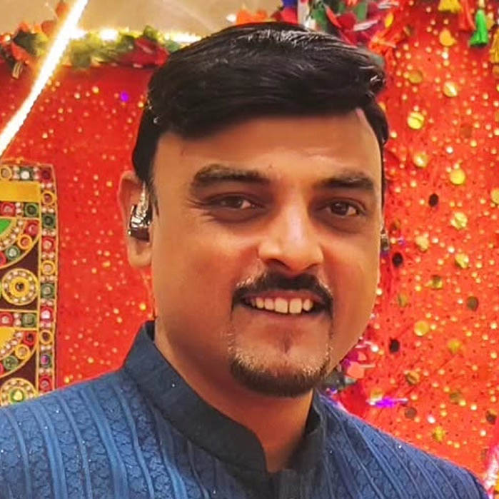 Raj Makhija's Photo